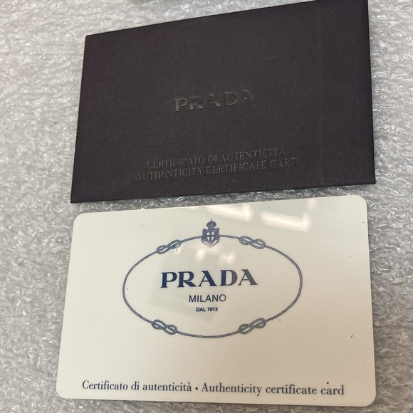 ⭐️HOST PICK⭐️ NWOT - Authentic Vintage PRADA LUXOTTICA Tortoise-Shell Sunglasses - Picture 16 of 16